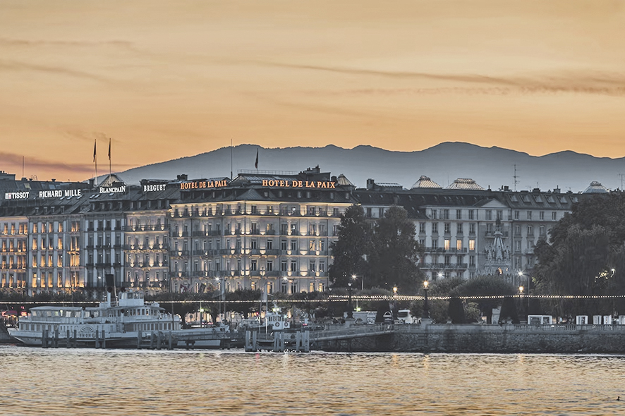 The Ritz Carlton Hotel de la Paix